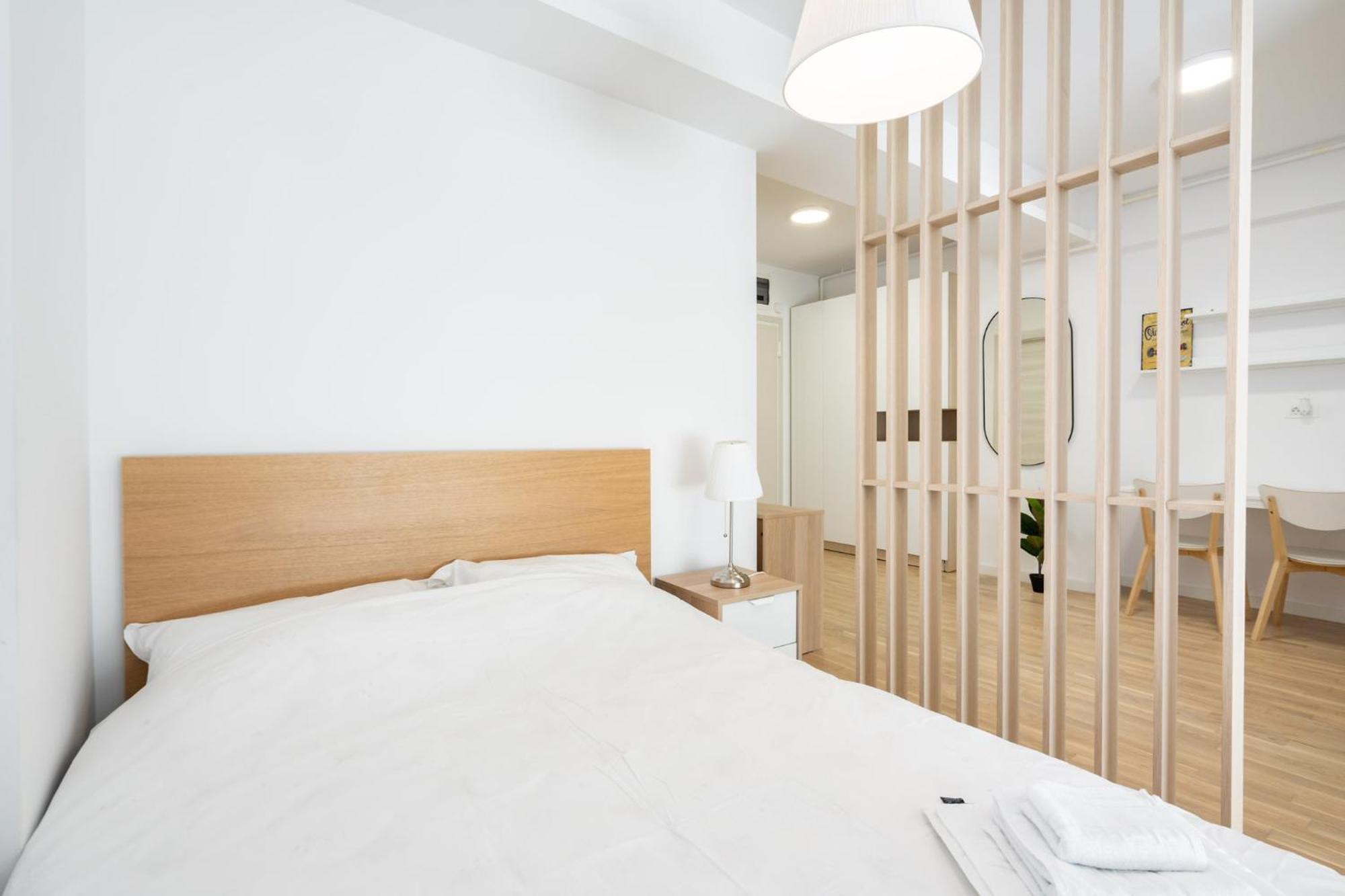 Zen Studios - Central Escape With Parking Bucharest Exterior photo